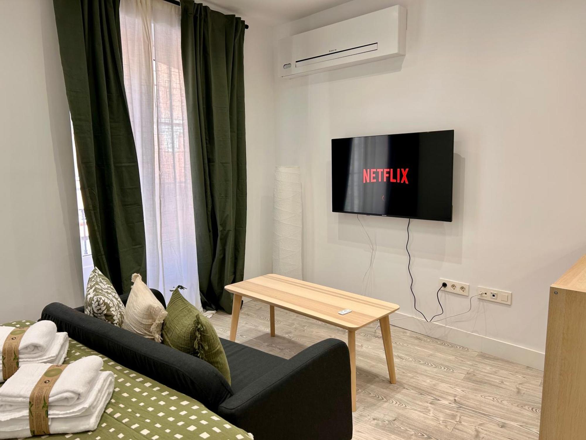Insidehome Ciudad Del Cine Apartment Valladolid