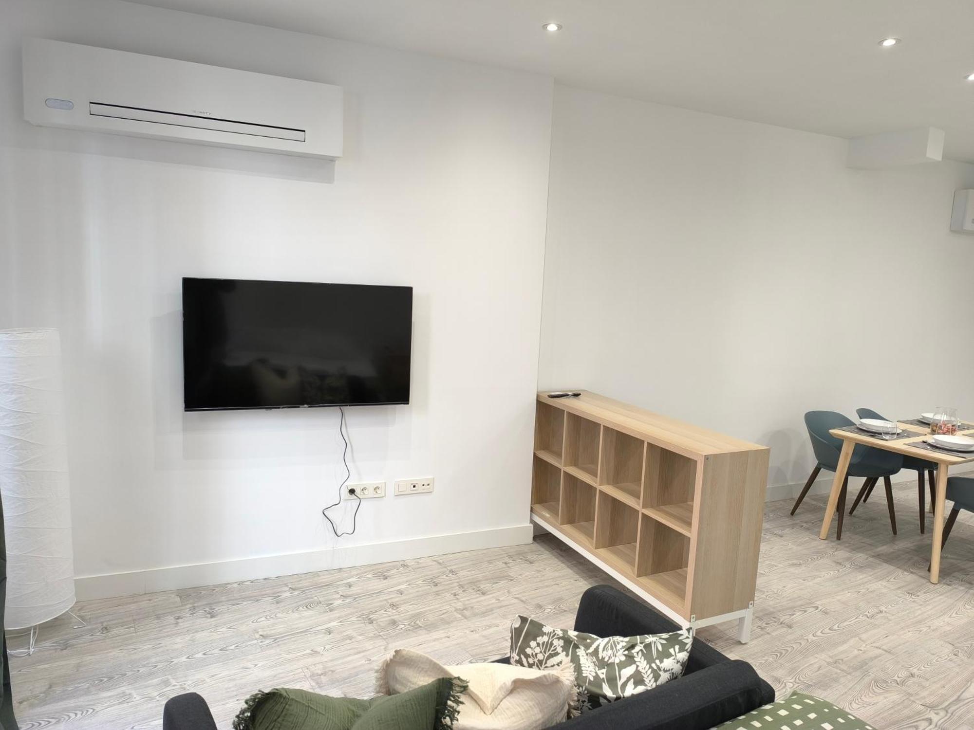 Insidehome Ciudad Del Cine Apartment Valladolid